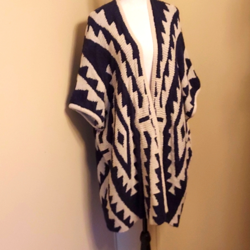 PPLA Navy and Cream Geometric Design Open Cardigan